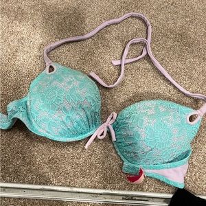Victoria’s Secret bombshell bathing suit top